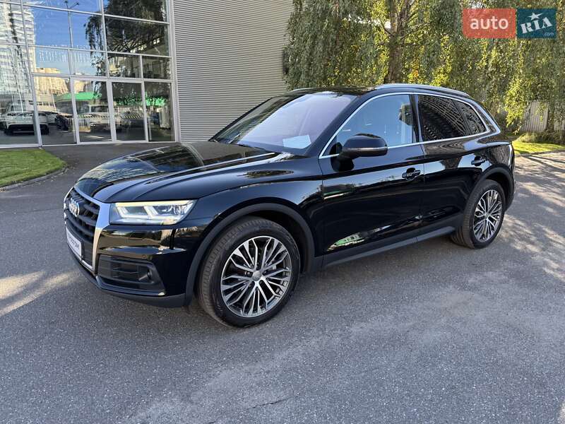 Внедорожник / Кроссовер Audi Q5 2016 в Киеве