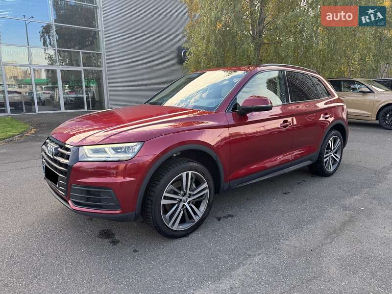Внедорожник / Кроссовер Audi Q5 2019 в Киеве