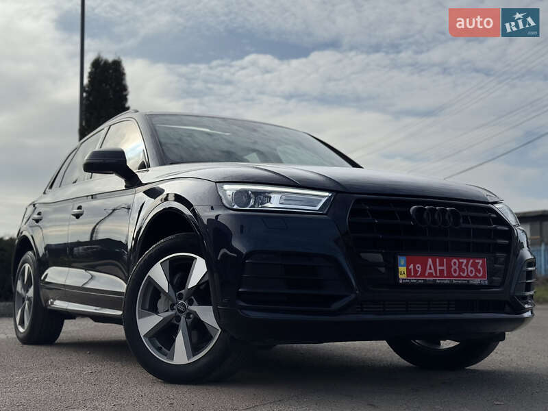 Внедорожник / Кроссовер Audi Q5 2020 в Сумах