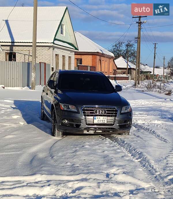 Внедорожник / Кроссовер Audi Q5 2012 в Семеновке