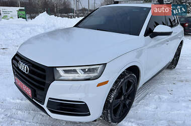 Внедорожник / Кроссовер Audi Q5 2019 в Луцке
