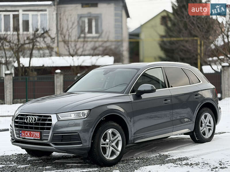 Внедорожник / Кроссовер Audi Q5 2019 в Черновцах