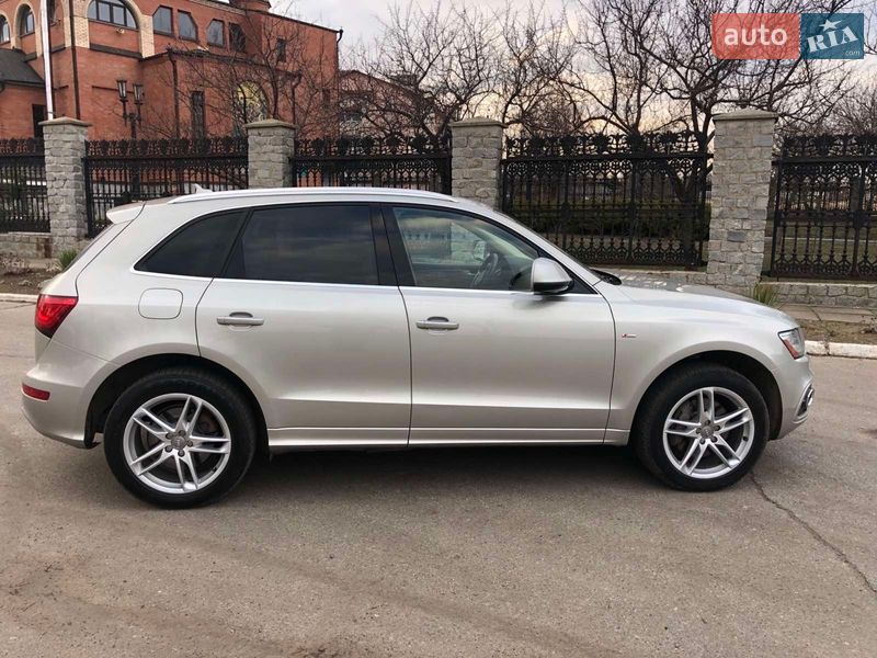 Внедорожник / Кроссовер Audi Q5 2015 в Харькове