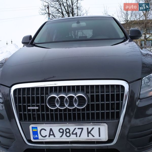 Внедорожник / Кроссовер Audi Q5 2010 в Умани