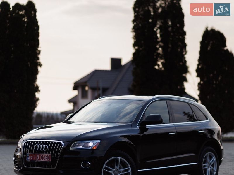 Позашляховик / Кросовер Audi Q5 2017 в Дубні