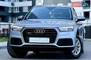 Позашляховик / Кросовер Audi Q5 2017 в Одесі