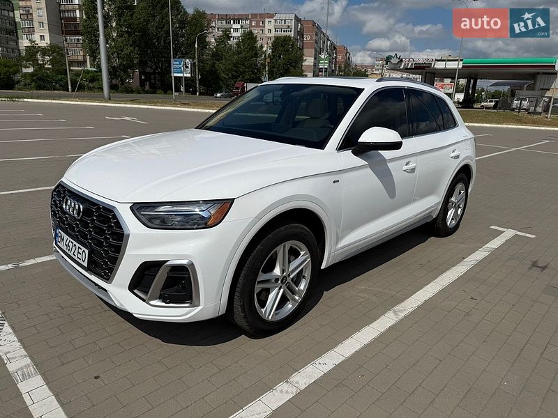 Внедорожник / Кроссовер Audi Q5 2021 в Сумах