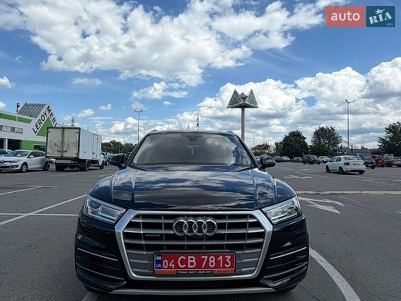 Внедорожник / Кроссовер Audi Q5 2019 в Киеве