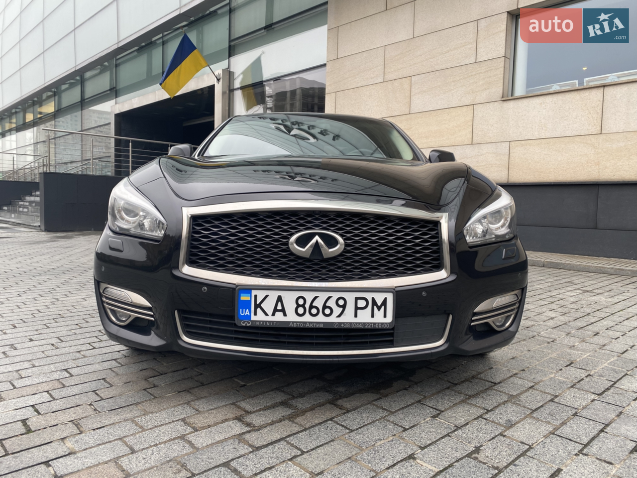 Infiniti Q70 2017 photo 5