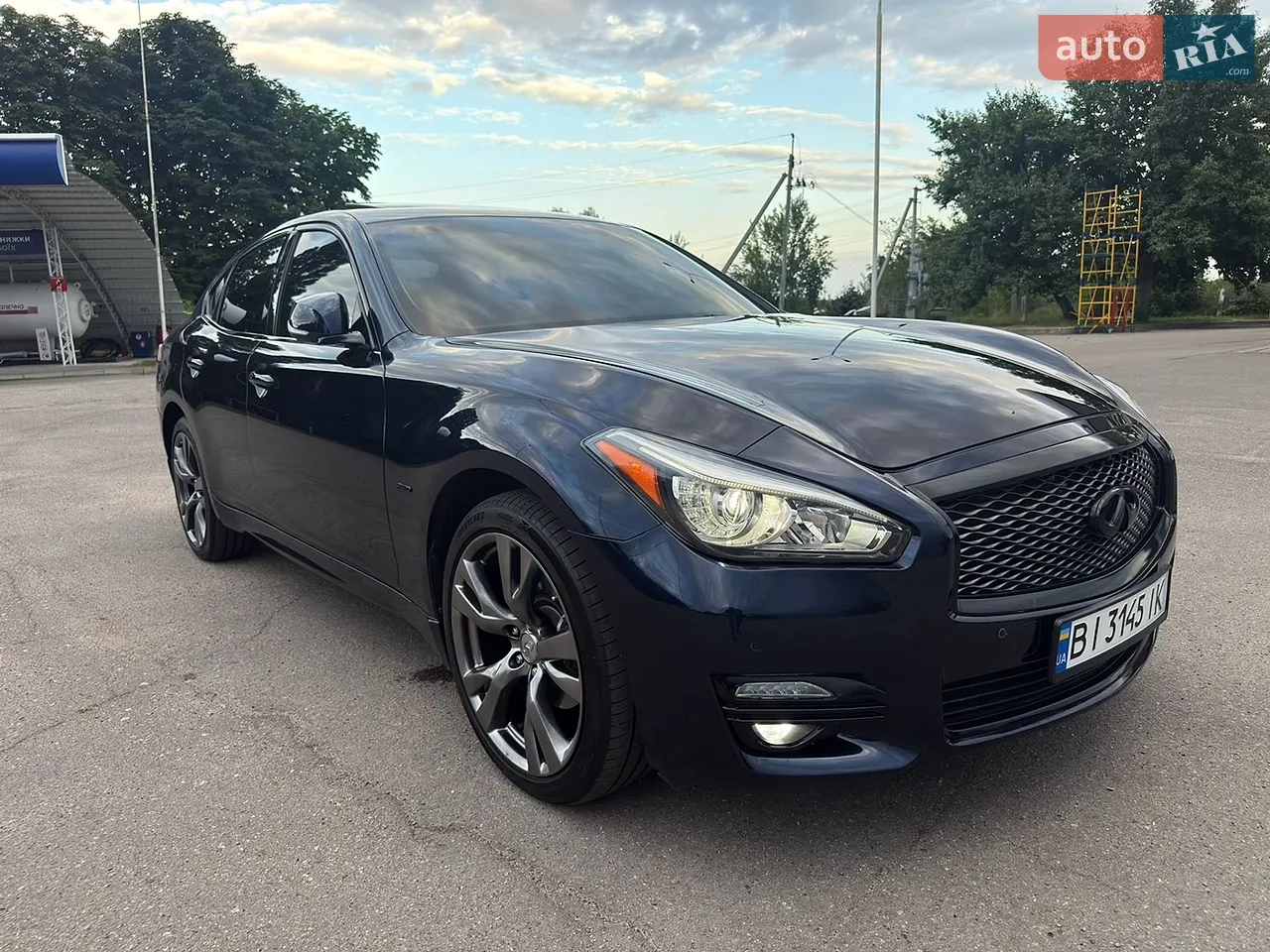 Infiniti Q70 2015 photo 2