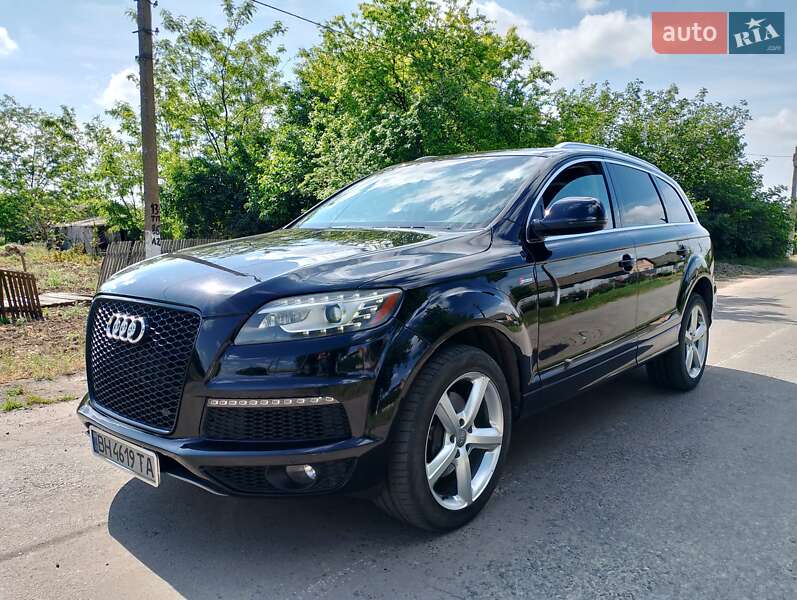 Внедорожник / Кроссовер Audi Q7 2012 в Измаиле