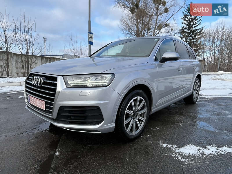 Внедорожник / Кроссовер Audi Q7 2018 в Ровно