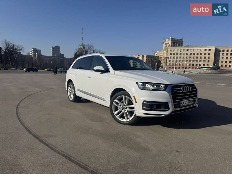Внедорожник / Кроссовер Audi Q7 2018 в Харькове