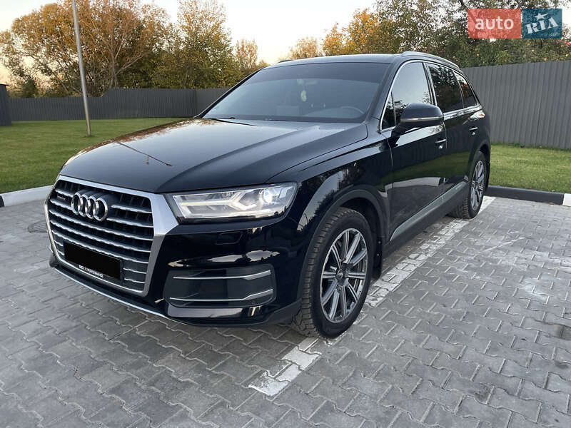 Внедорожник / Кроссовер Audi Q7 2016 в Днепре