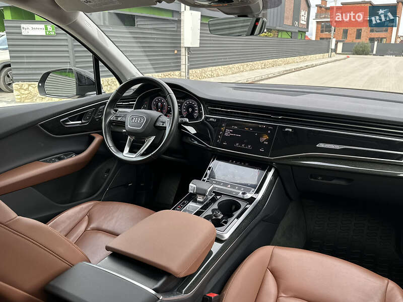 Внедорожник / Кроссовер Audi Q7 2020 в Тернополе