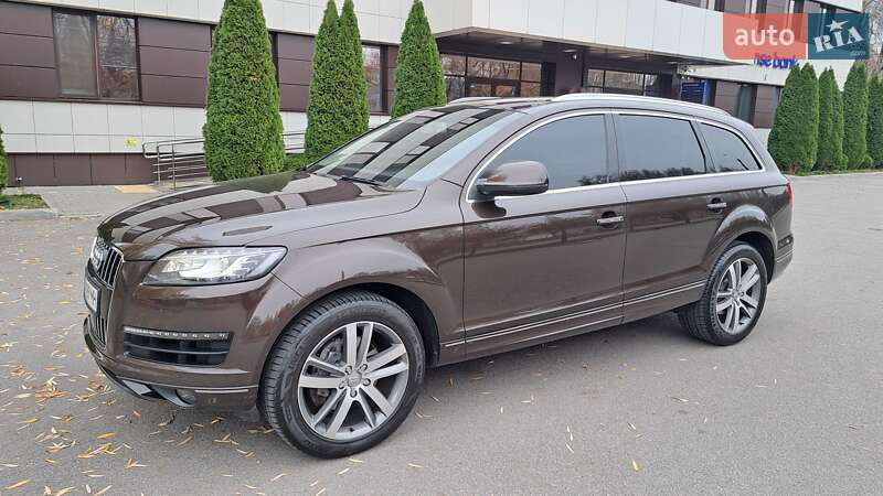 Внедорожник / Кроссовер Audi Q7 2014 в Днепре