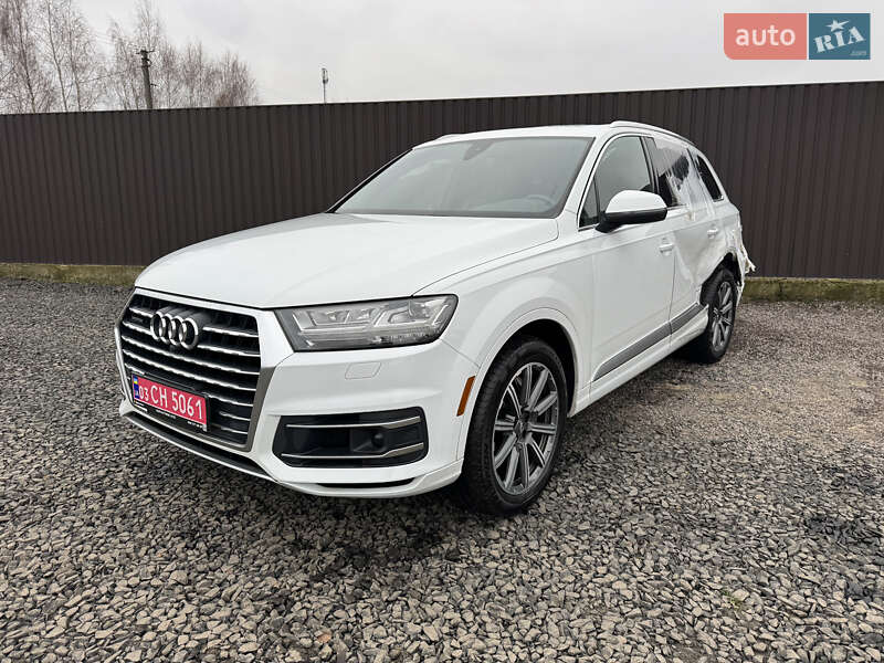 Внедорожник / Кроссовер Audi Q7 2016 в Луцке