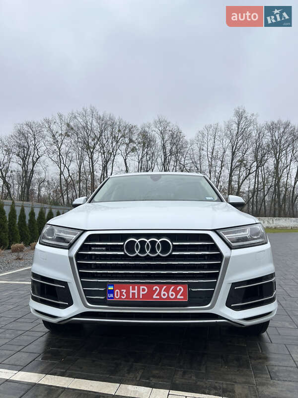 Внедорожник / Кроссовер Audi Q7 2017 в Луцке Внедорожник / Кроссовер Audi Q7 2017 в Луцке