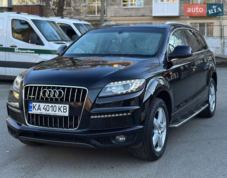 Позашляховик / Кросовер Audi Q7 2014 в Чернігові