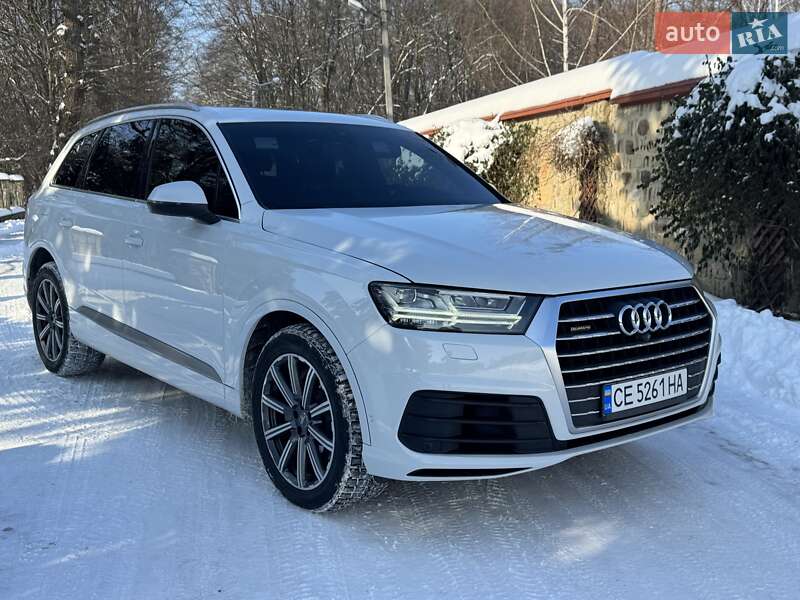 Внедорожник / Кроссовер Audi Q7 2017 в Черновцах