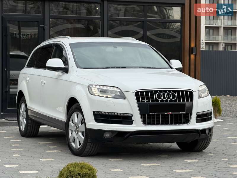 Внедорожник / Кроссовер Audi Q7 2011 в Ужгороде