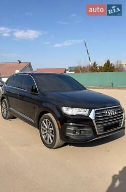 Позашляховик / Кросовер Audi Q7 2017 в Києві