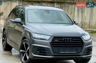 Внедорожник / Кроссовер Audi Q7 2018 в Ровно