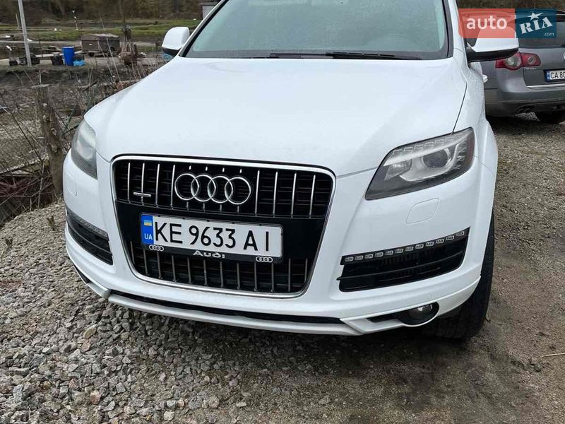 Внедорожник / Кроссовер Audi Q7 2010 в Корсуне-Шевченковском