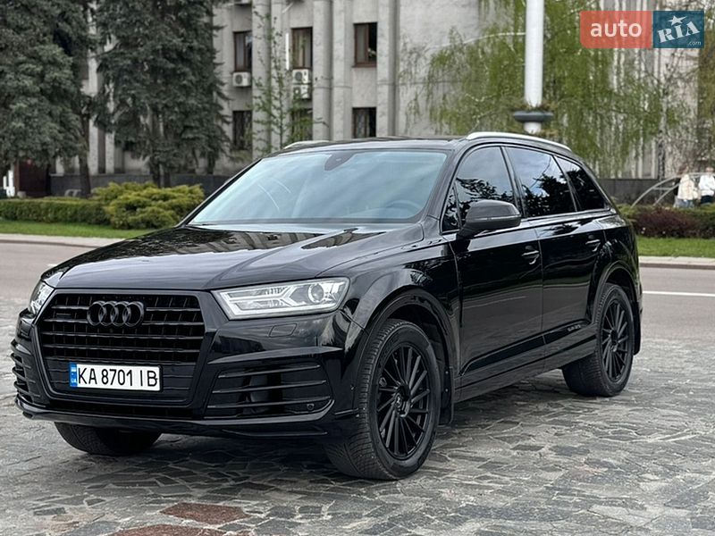 Внедорожник / Кроссовер Audi Q7 2017 в Кременчуге
