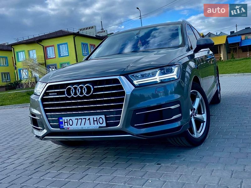 Внедорожник / Кроссовер Audi Q7 2017 в Тернополе