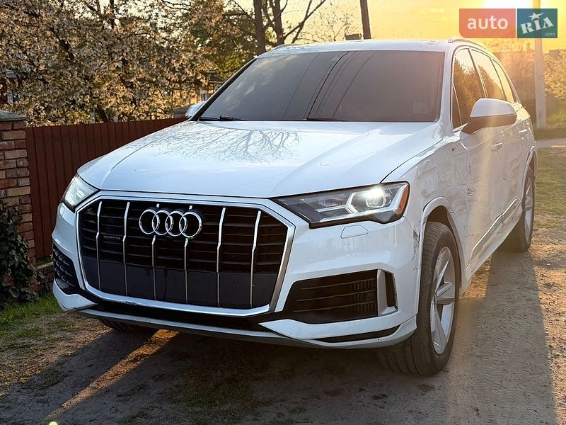 Внедорожник / Кроссовер Audi Q7 2020 в Владимире