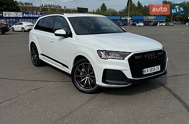 Позашляховик / Кросовер Audi Q7 2021 в Києві