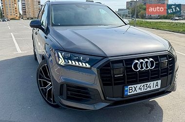 Позашляховик / Кросовер Audi Q7 2020 в Кам'янець-Подільському