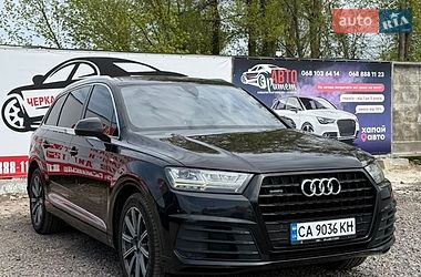 Позашляховик / Кросовер Audi Q7 2015 в Черкасах Позашляховик / Кросовер Audi Q7 2015 в Черкасах