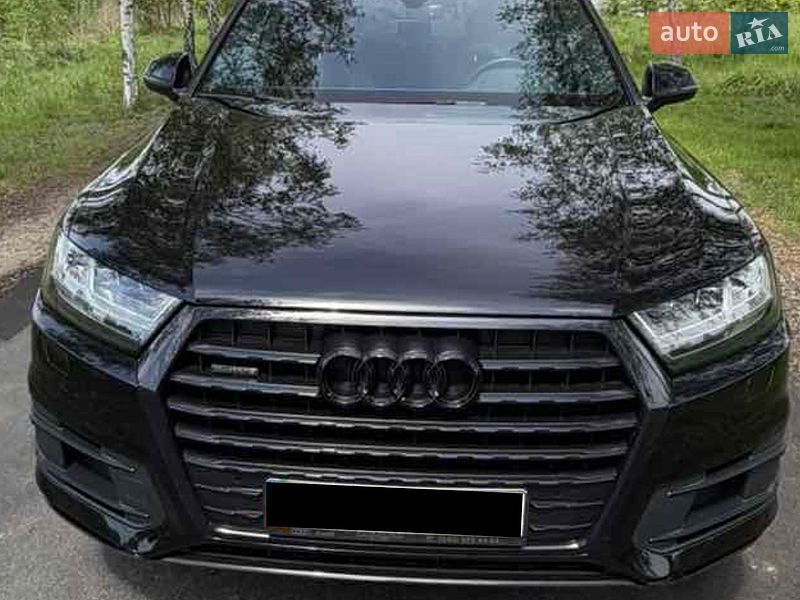 Внедорожник / Кроссовер Audi Q7 2018 в Киеве