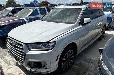 Позашляховик / Кросовер Audi Q7 2017 в Львові