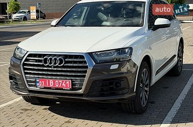 Внедорожник / Кроссовер Audi Q7 2016 в Луцке