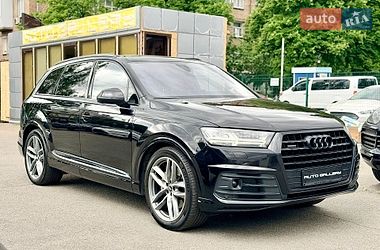 Позашляховик / Кросовер Audi Q7 2018 в Києві