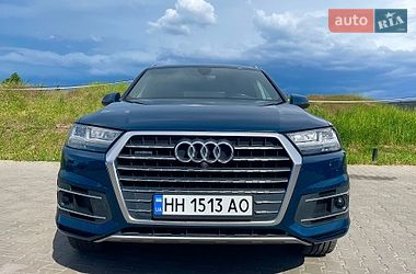Внедорожник / Кроссовер Audi Q7 2017 в Одессе