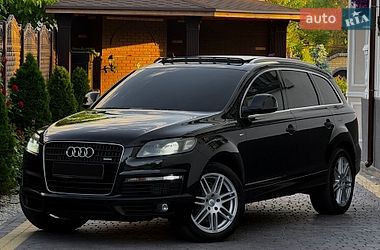 Внедорожник / Кроссовер Audi Q7 2010 в Днепре