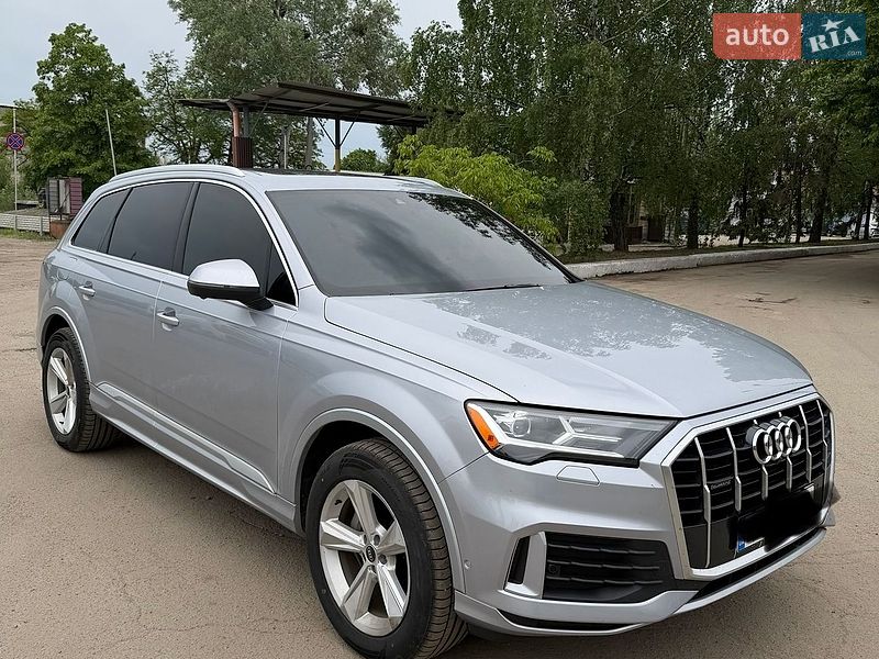Внедорожник / Кроссовер Audi Q7 2021 в Полтаве