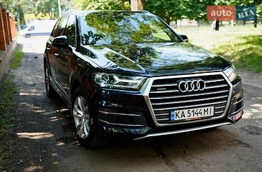 Внедорожник / Кроссовер Audi Q7 2017 в Киеве