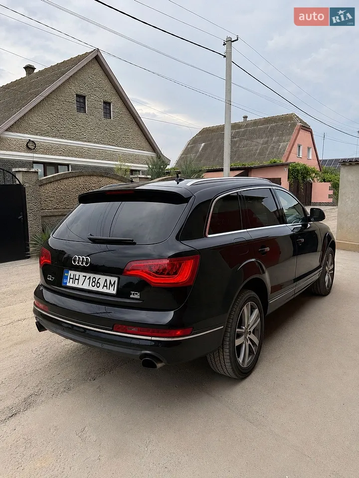 Audi Q7 2015 photo 4