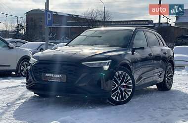 Внедорожник / Кроссовер Audi Q8 e-tron 2023 в Львове Внедорожник / Кроссовер Audi Q8 e-tron 2023 в Львове