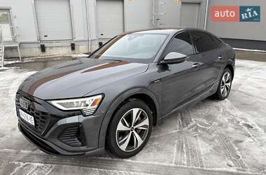 Внедорожник / Кроссовер Audi Q8 Sportback e-tron 2023 в Киеве