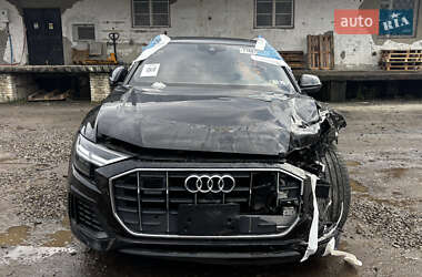 Позашляховик / Кросовер Audi Q8 2019 в Стрию