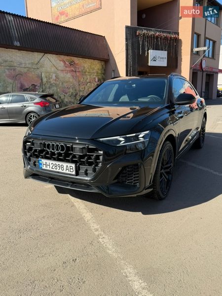 Внедорожник / Кроссовер Audi Q8 2023 в Дубно