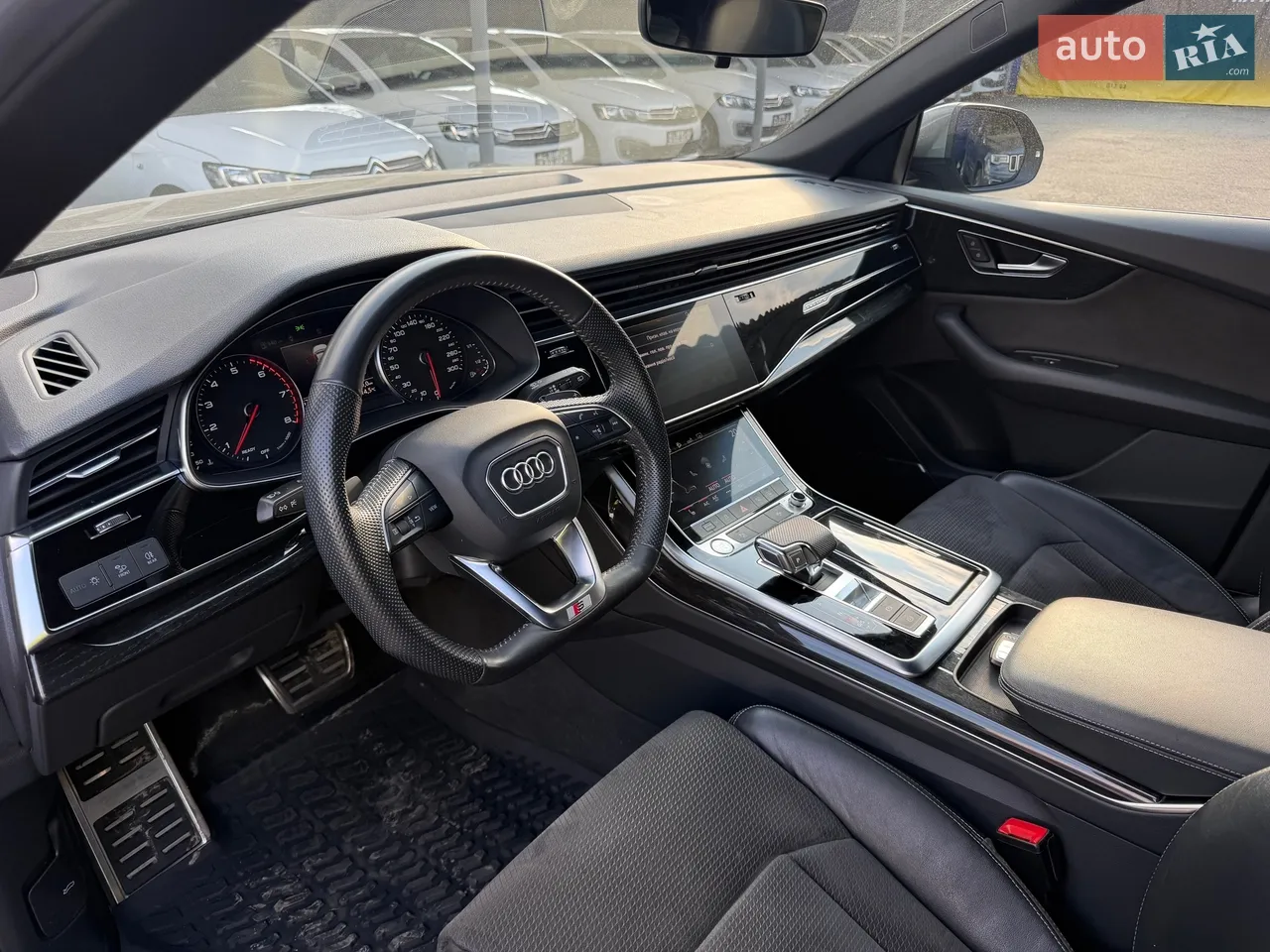 Audi Q8 2019 photo 2