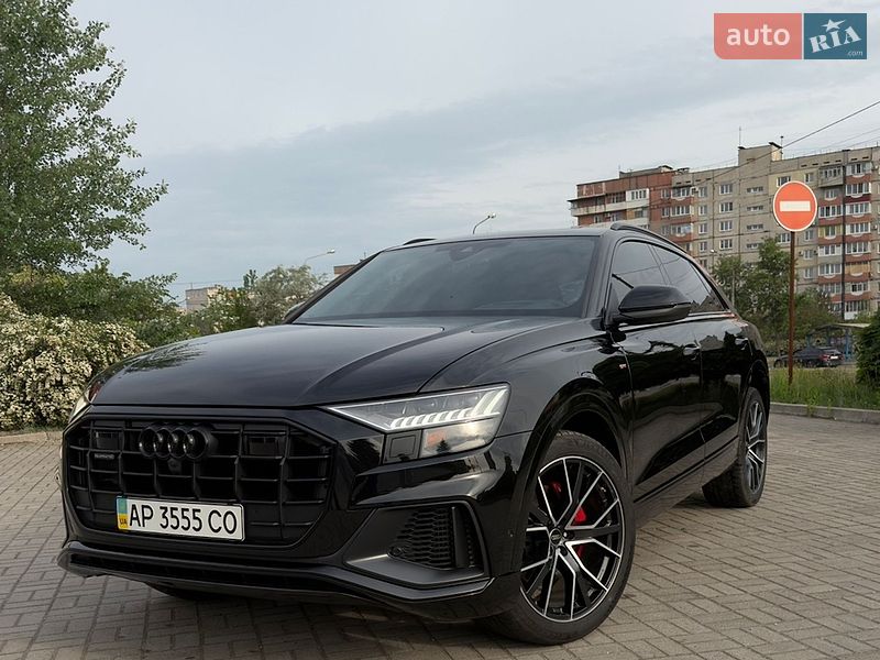 Внедорожник / Кроссовер Audi Q8 2022 в Запорожье