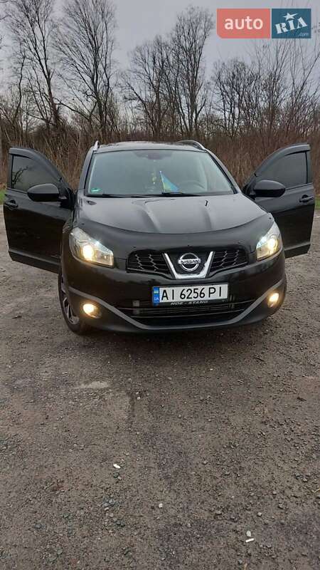 Внедорожник / Кроссовер Nissan Qashqai+2 2011 в Броварах